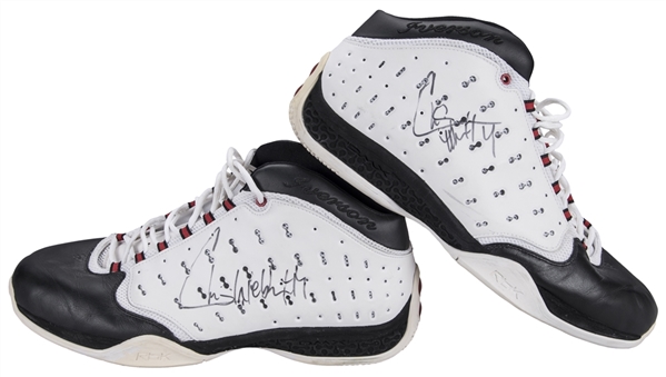 Chris Webber Game Used & Signed Reebok Sneakers (Player LOA & JSA)